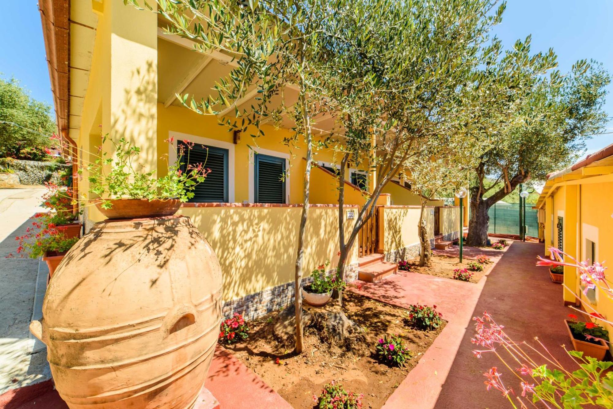 Villaggio Residence Pietra Grigia Marina di Camerota Bagian luar foto